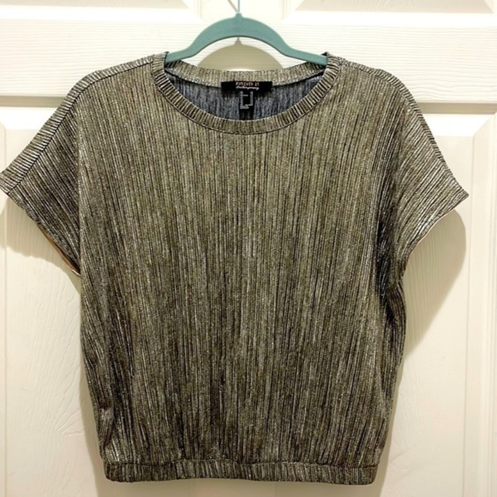 Forever 21 Metallic Shimmer Short Sleeve Blouse